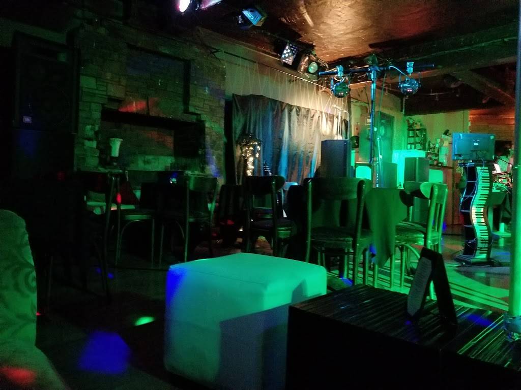 Serras Dine & Dance | night club | 12449 Ventura Blvd, Studio City, CA 91604, USA | 8187601002 OR +1 818-760-1002