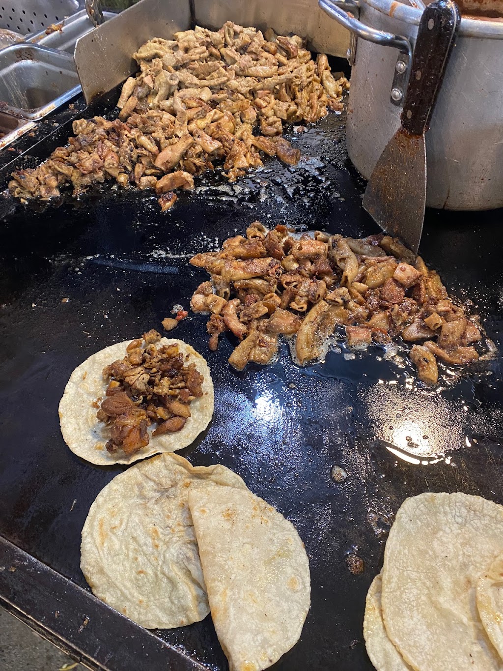 Tacos Xagi | restaurant | State @ Mallory Nb Fs, Muscoy, CA 92407, USA | 9093226242 OR +1 909-322-6242