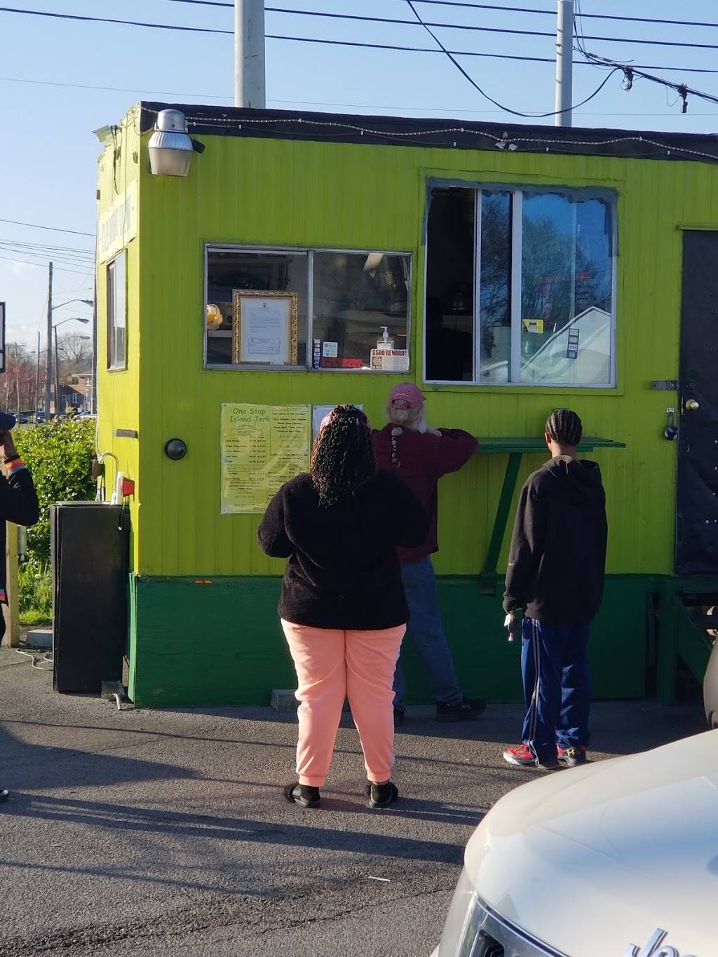 Island Jerk | restaurant | 2348 Melrose Ave NW, Roanoke, VA 24017, USA | 5407288978 OR +1 540-728-8978