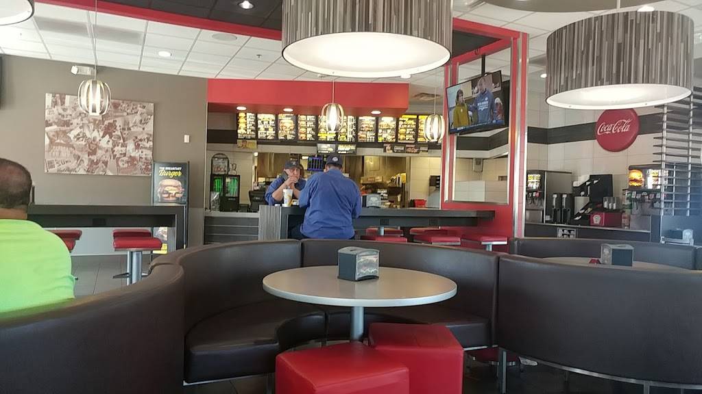 Carls Jr. | restaurant | 6706 N 95th Ave, Glendale, AZ 85305, USA | 6238772433 OR +1 623-877-2433