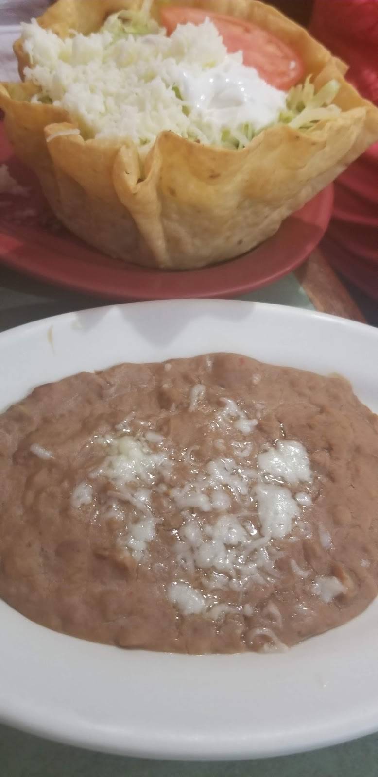 El Cazador | restaurant | 15 S Main St, Chatham, VA 24531, USA | 4344324288 OR +1 434-432-4288