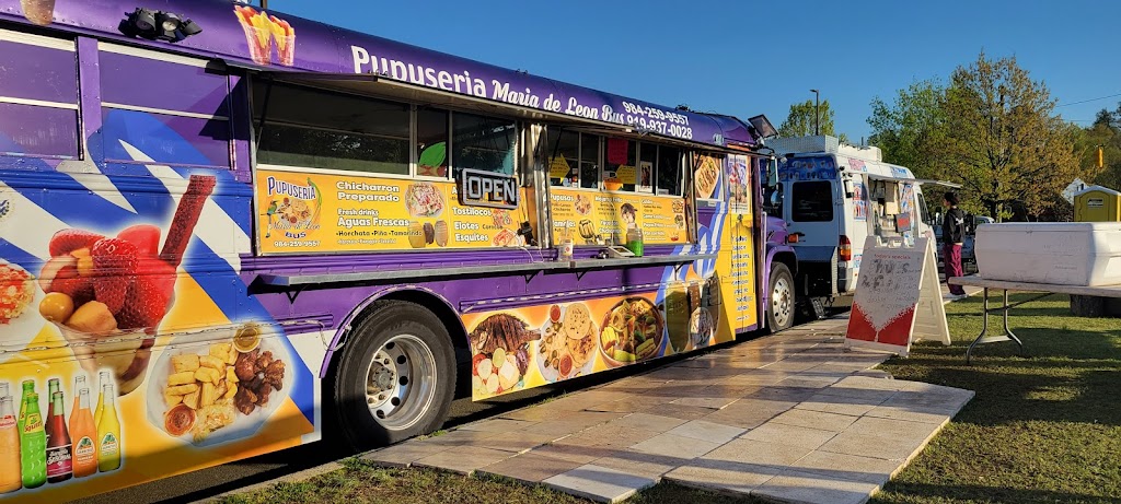Pupuseria Maria de Leon Bus | restaurant | 1418 Avondale Dr, Durham, NC 27701, USA | 9842599557 OR +1 984-259-9557