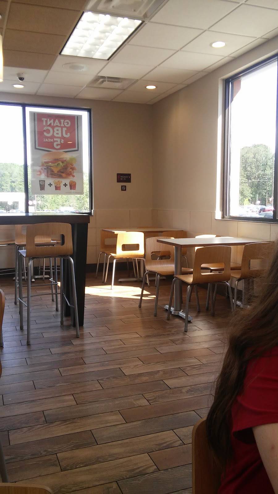 Wendys | restaurant | 749 W Oglethorpe Hwy, Hinesville, GA 31313, USA | 9124482575 OR +1 912-448-2575