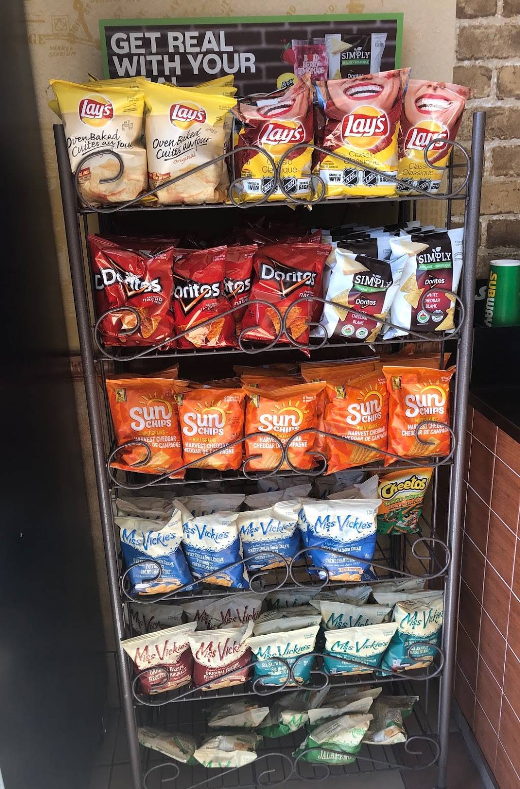 Subway | meal takeaway | 900 Progress Ave. Unit #2 Next to Gas Station, Scarborough, ON M1H 2Z9, Canada | 4162891321 OR +1 416-289-1321