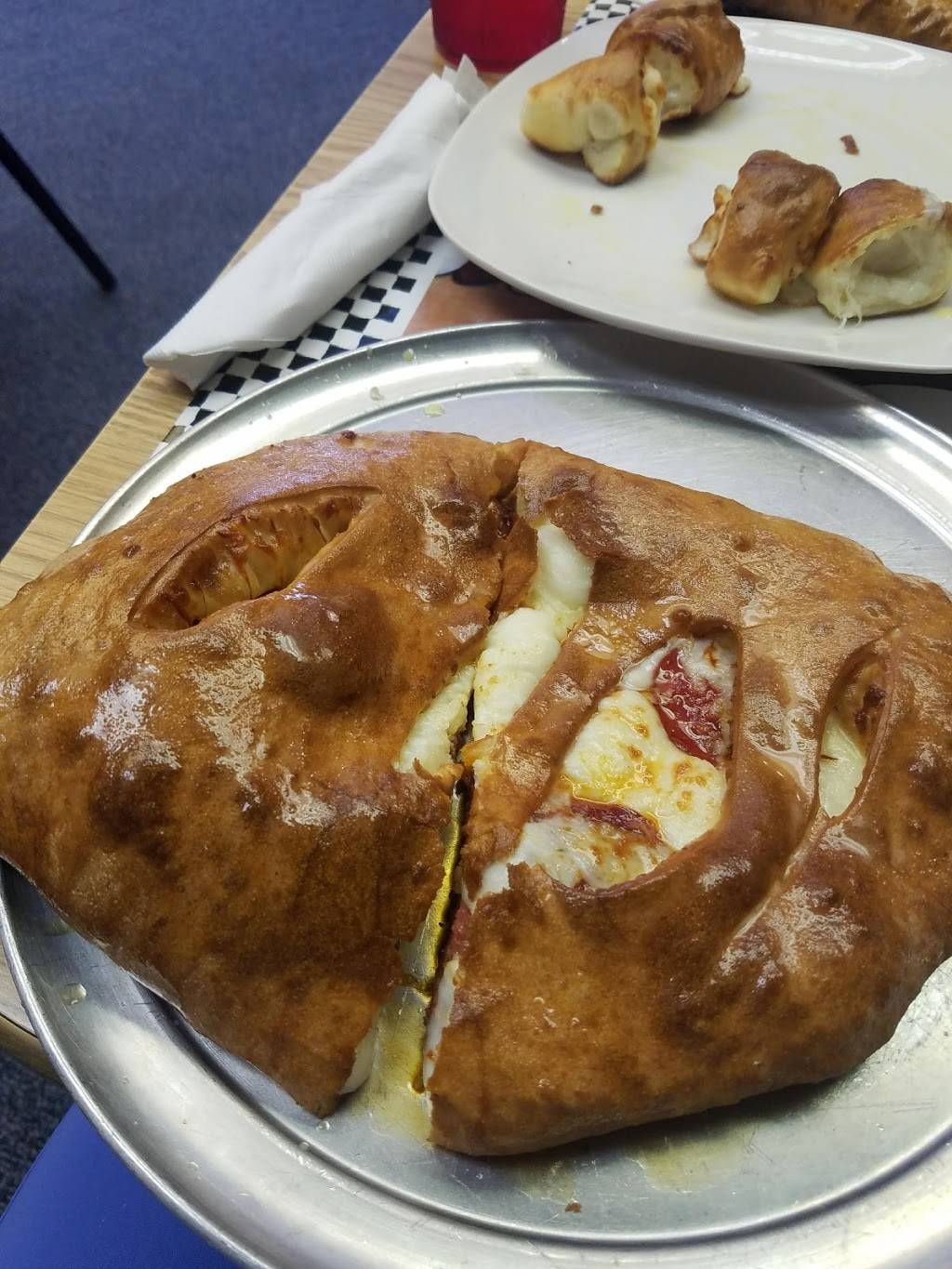 Italiano’s | restaurant | 447 Ridgefields Rd, Kingsport, TN 37660, USA | 4237651272 OR +1 423-765-1272