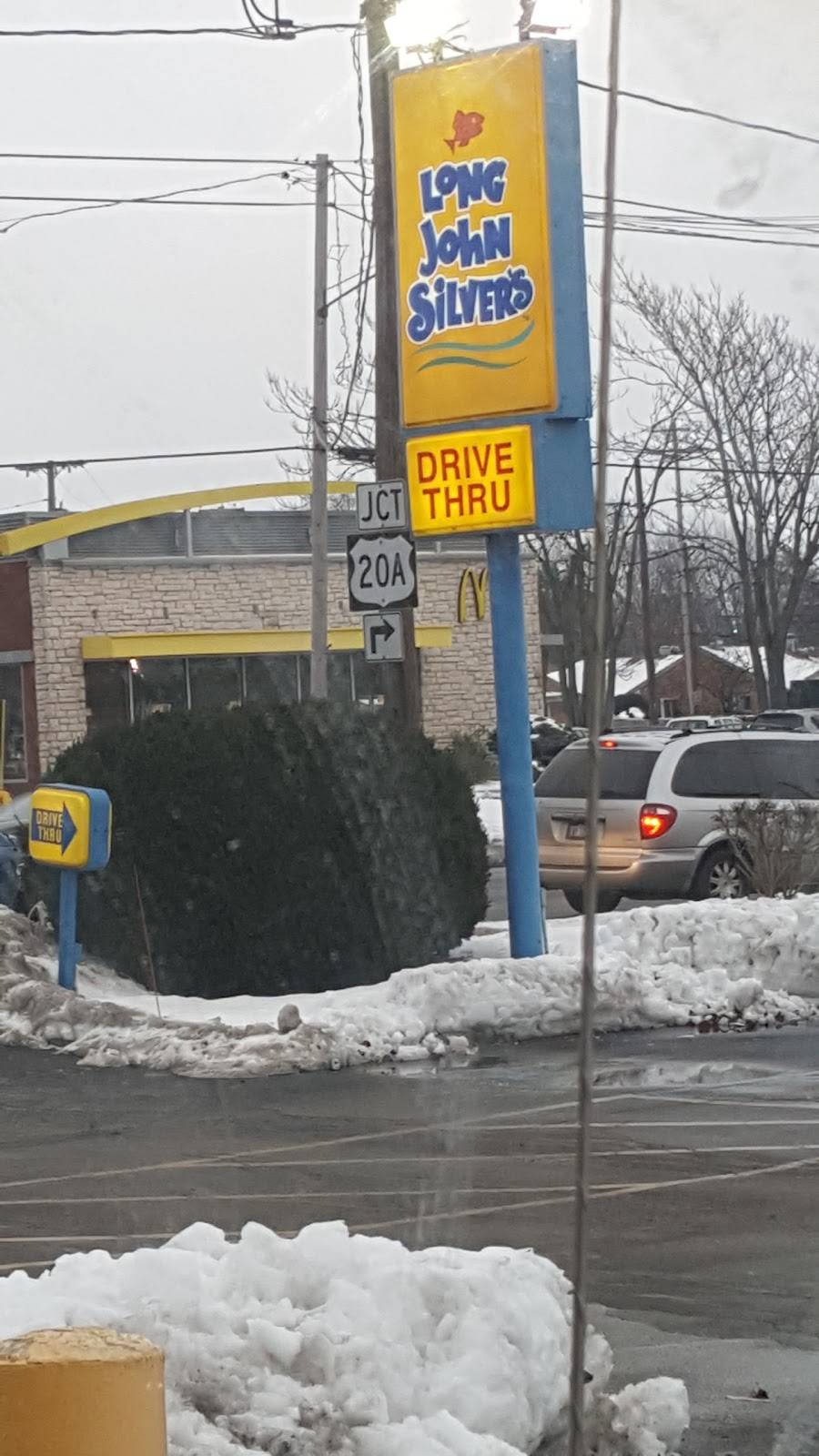 Long John Silvers | restaurant | 1027 Conant St, Maumee, OH 43537, USA | 4198931337 OR +1 419-893-1337