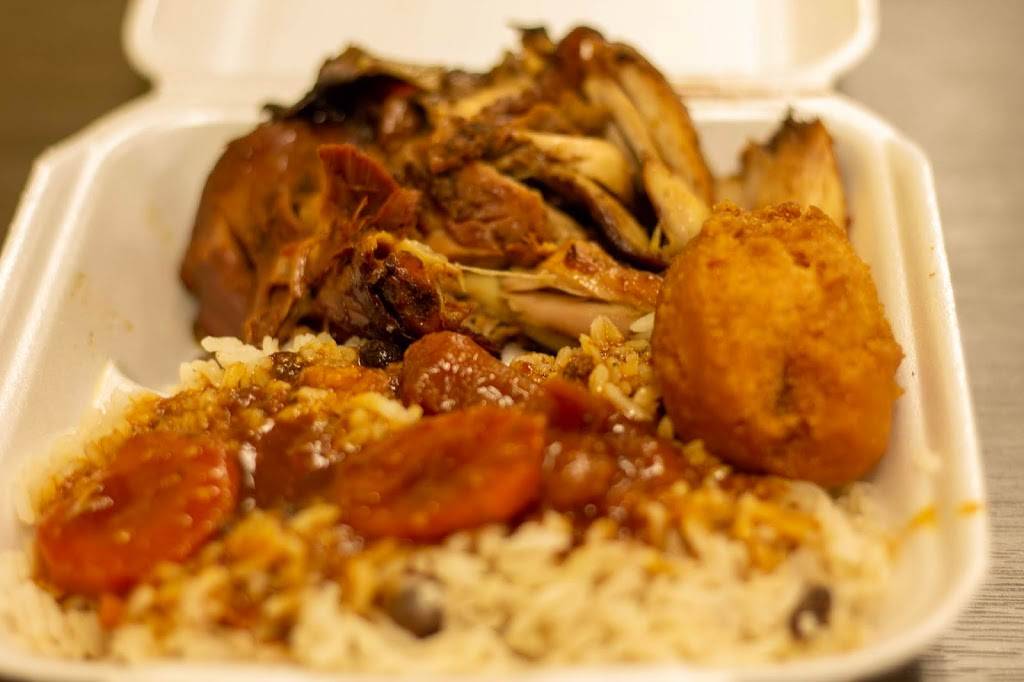 Ackee Tree Jamaican Restaurant | restaurant | 2121 W Oakland Park Blvd, Oakland Park, FL 33311, USA | 9549822131 OR +1 954-982-2131