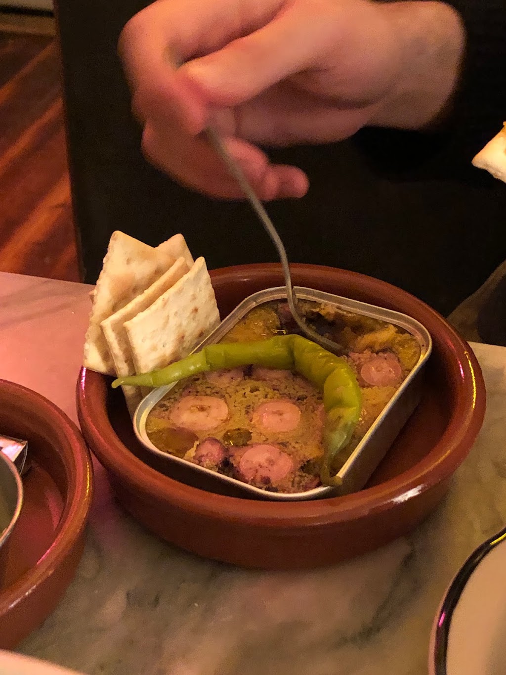 El Pingüino | restaurant | 25 Greenpoint Ave, Brooklyn, NY 11222, USA | 3474639509 OR +1 347-463-9509