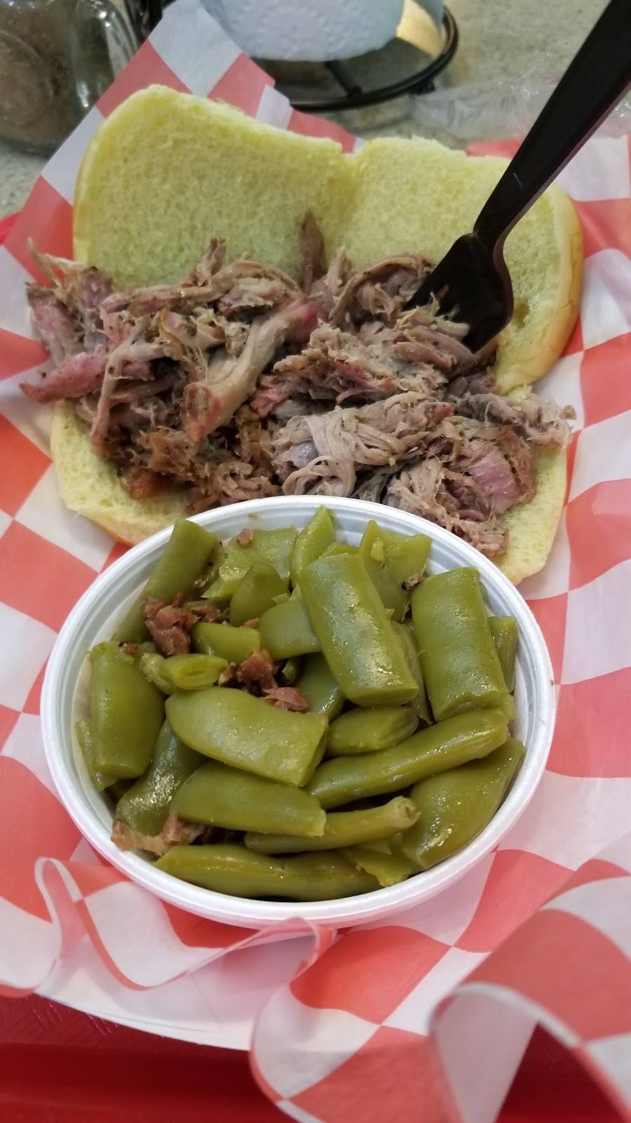 Red River Smokehouse | restaurant | 918 Natural Bridge Rd, Slade, KY 40376, USA | 6065699600 OR +1 606-569-9600