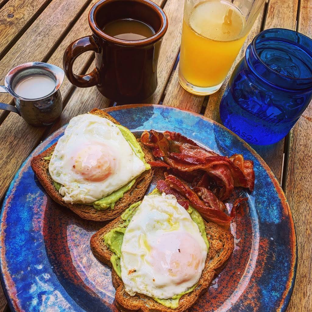 Bare Roots Farmacy | restaurant | 105 12th St, Columbus, GA 31901, USA | 7068870005 OR +1 706-887-0005