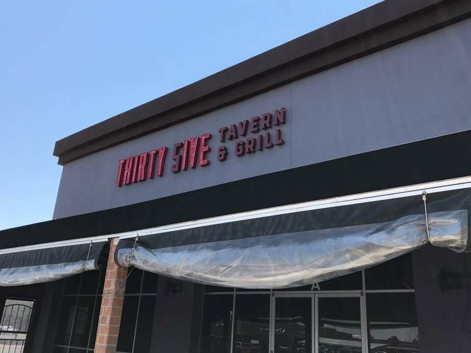 Thirty 5ive Tavern & Grill | restaurant | 10420 Montwood Dr, El Paso, TX 79935, USA | 9152620730 OR +1 915-262-0730