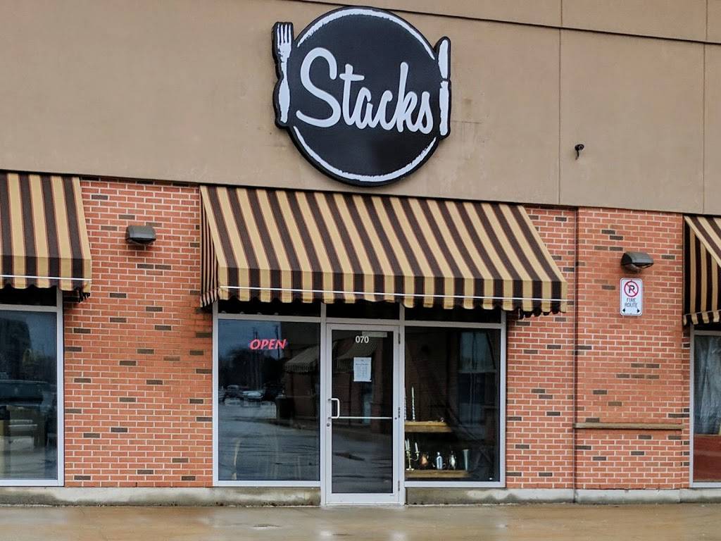 Stacks | restaurant | 1950 Lauzon Rd, Windsor, ON N8R 1A2, Canada | 5199881950 OR +1 519-988-1950