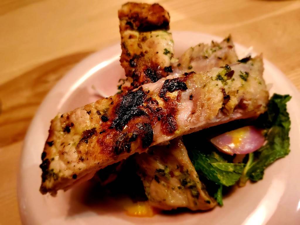 Le Flamant | restaurant | 4043 Rue Ontario E, Montréal, QC H1W 1T3, Canada | 5145434245 OR +1 514-543-4245