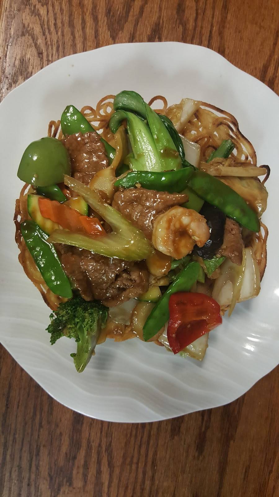 Thai Basil | restaurant | 7456 S Simms St, Littleton, CO 80127, USA | 7209228888 OR +1 720-922-8888