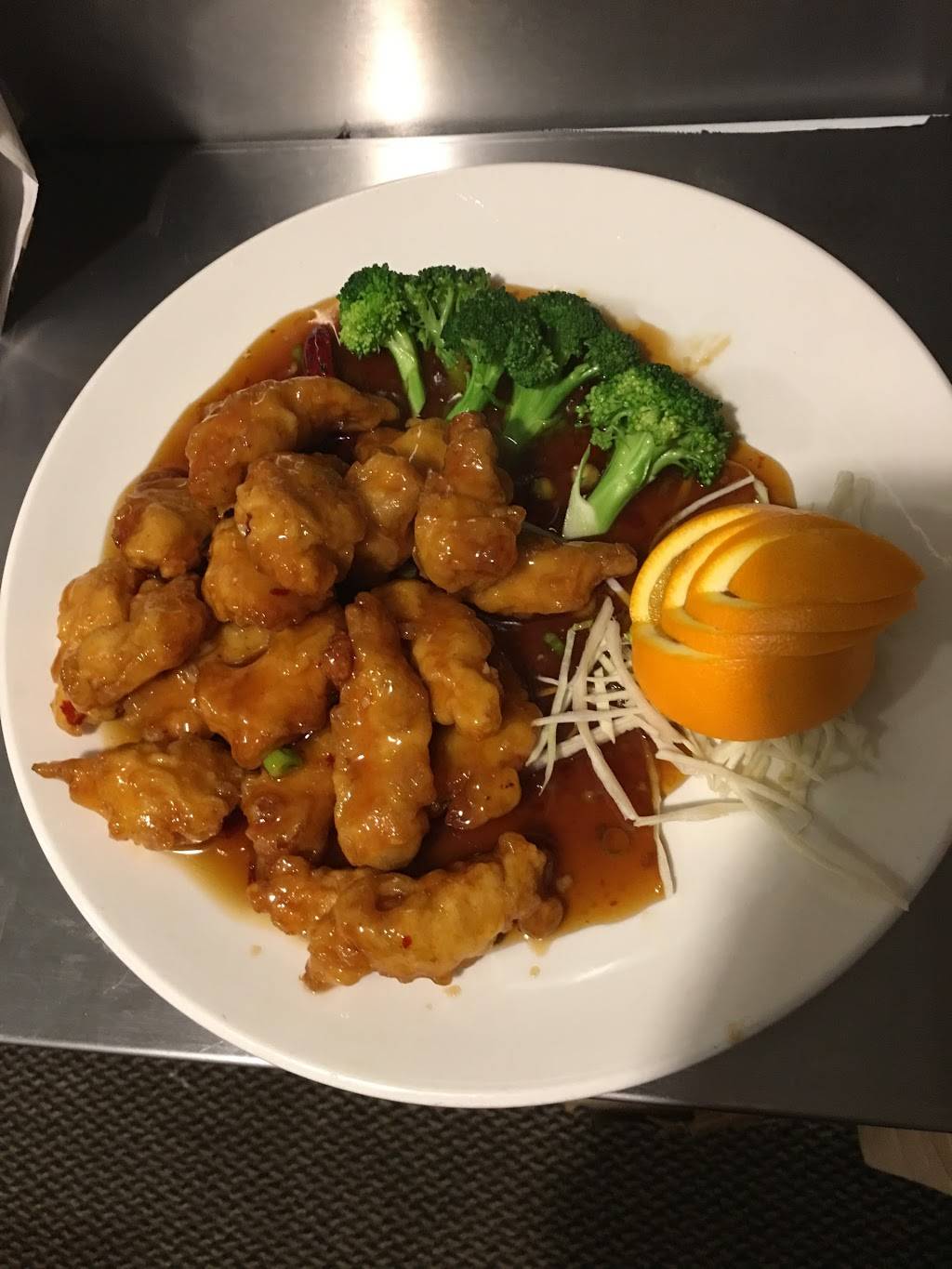 Dragon Palace | restaurant | 1714 Main St, Pittsburgh, PA 15215, USA | 4127816888 OR +1 412-781-6888