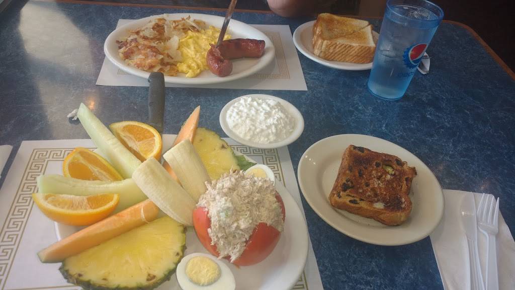 Spring Gardens | restaurant | 1716 W Layton Ave, Milwaukee, WI 53221, USA | 4142826950 OR +1 414-282-6950