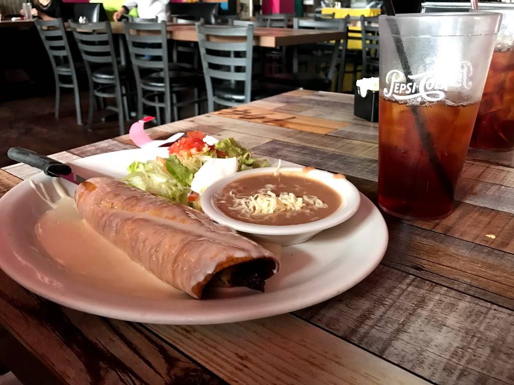 Compadres Mex Mex Grill | restaurant | 929 S Main St, Greenville, SC 29601, USA | 8642828945 OR +1 864-282-8945