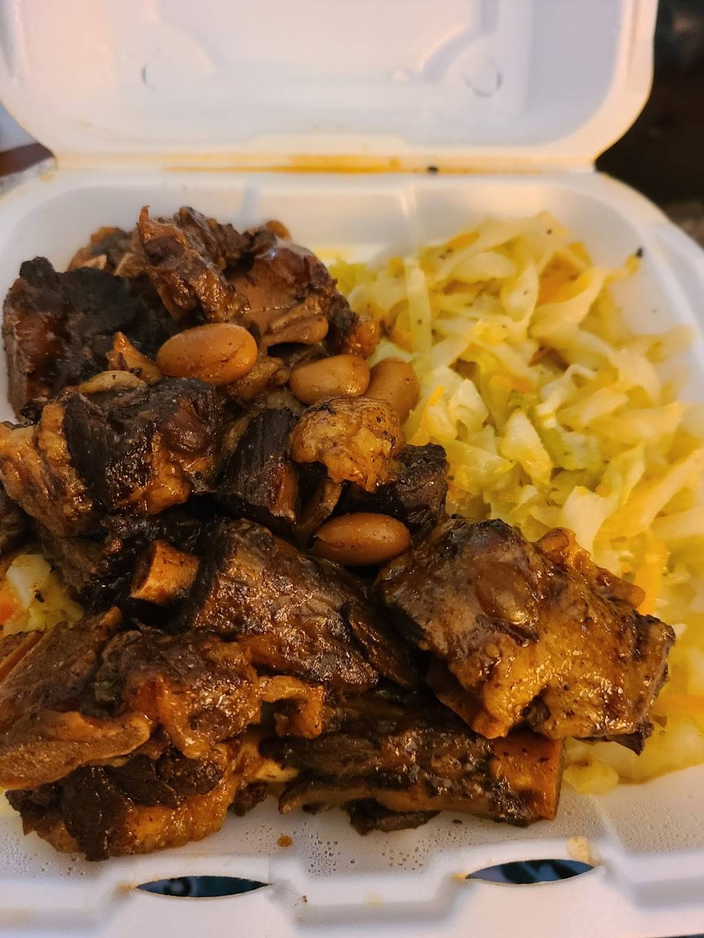 Grill N Dutchy | restaurant | 5522 Germantown Ave, Philadelphia, PA 19144, USA | 2158493500 OR +1 215-849-3500