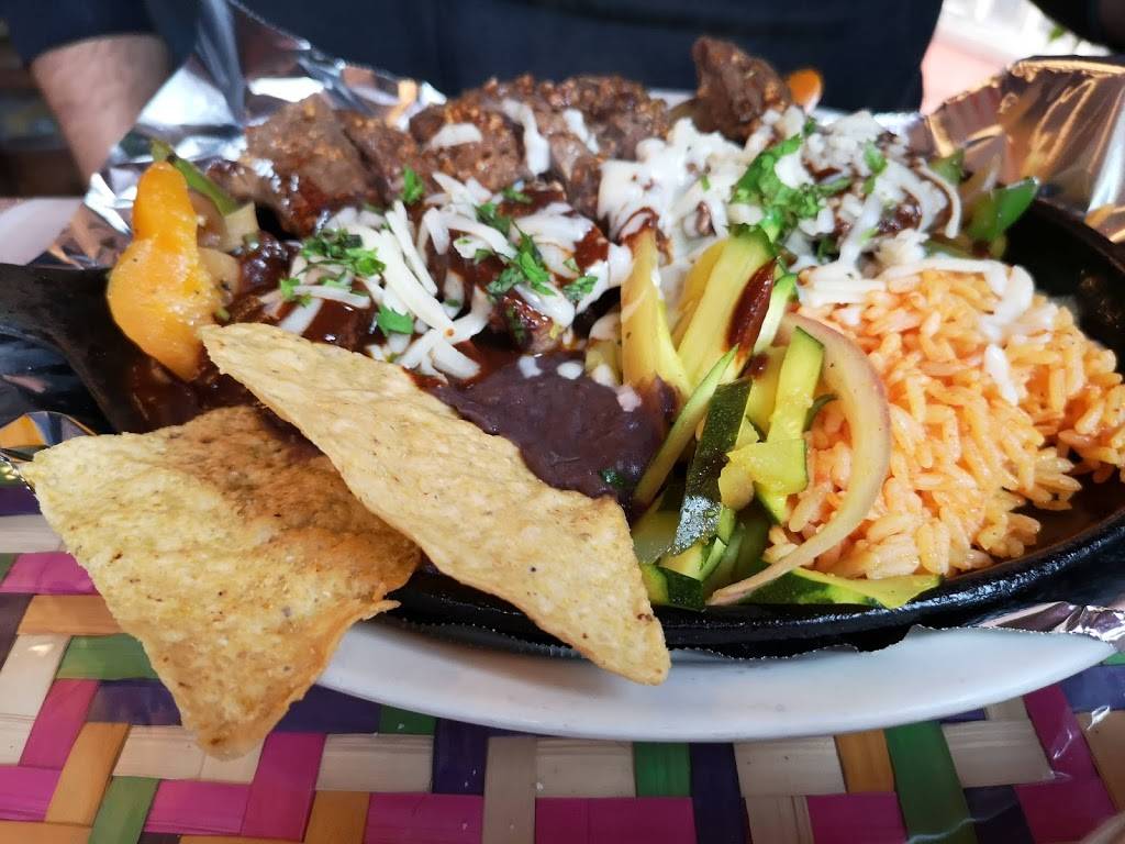 El Meson | restaurant | 1678 Boulevard Saint-Joseph, Lachine, QC H8S 2N1, Canada | 5146340442 OR +1 514-634-0442