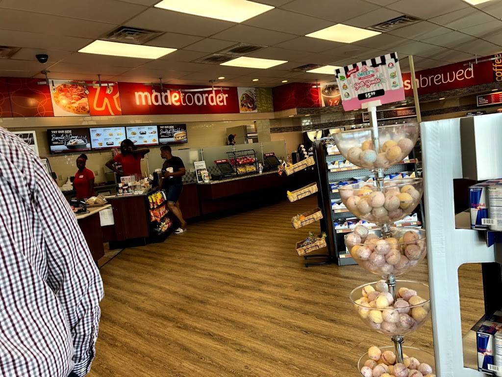 Rickers | restaurant | 8558 Northwest Blvd, Indianapolis, IN 46278, USA | 3172289294 OR +1 317-228-9294