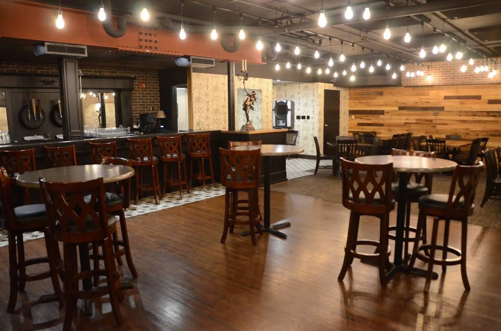 Trails Edge Brewing Company | restaurant | 20 Kansas St, Frankfort, IL 60423, USA | 8152772502 OR +1 815-277-2502