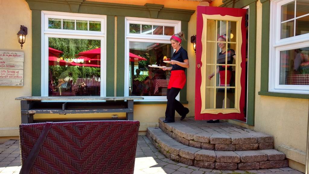 Bleu Citron | restaurant | 2713 Avenue Royale, Saint-Charles-de-Bellechasse, QC G0R 2T0, Canada | 4188871222 OR +1 418-887-1222