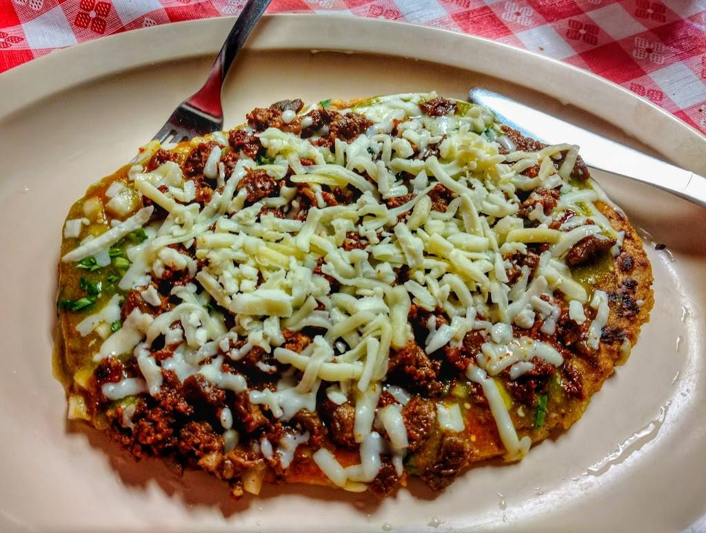 Chilango Express LLC | restaurant | 7030 W Lincoln Ave, West Allis, WI 53219, USA | 4145418201 OR +1 414-541-8201