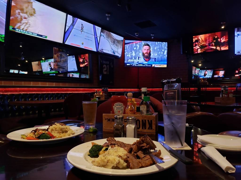 Bullpen | restaurant | 8199 Clairemont Mesa Blvd, San Diego, CA 92111, USA | 8585036786 OR +1 858-503-6786