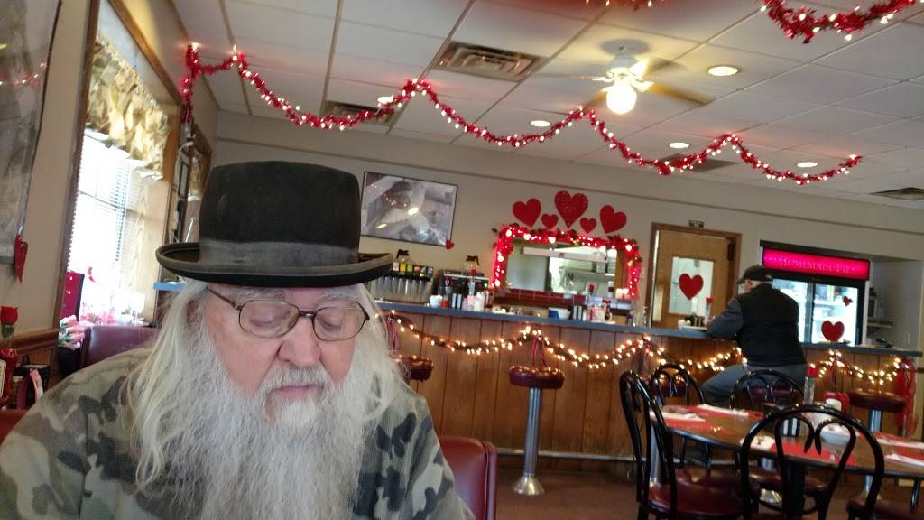 Spencer Restaurant | restaurant | 107 E Main St, Spencer, OH 44275, USA | 3306489669 OR +1 330-648-9669