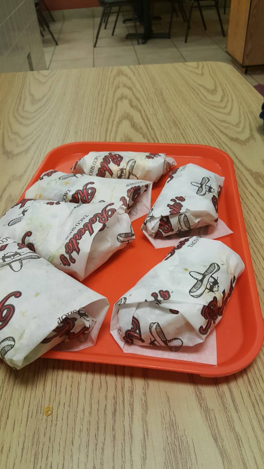 Robertos Taco Shop | restaurant | 4275 N Rancho Dr, Las Vegas, NV 89130, USA | 7023958463 OR +1 702-395-8463