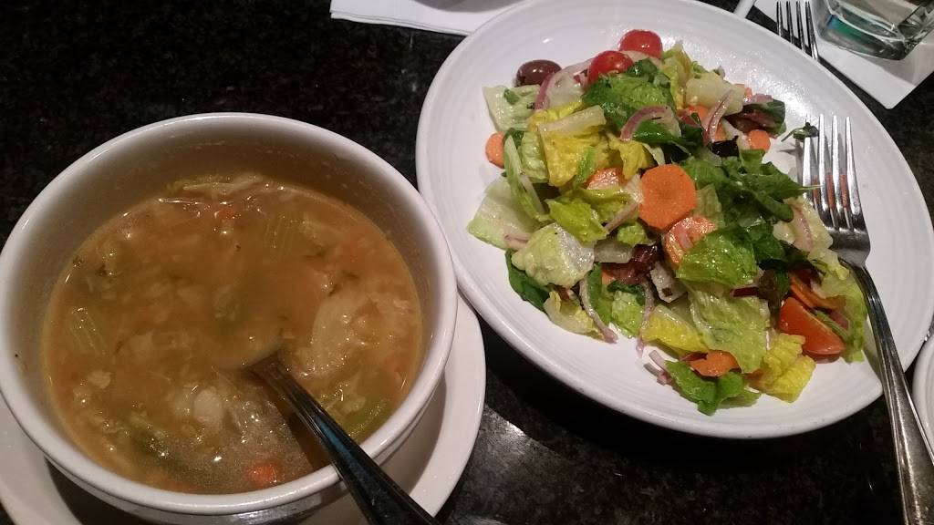 Carrabbas Italian Grill | restaurant | 5312 New Hope Commons Dr, Durham, NC 27707, USA | 9194015950 OR +1 919-401-5950