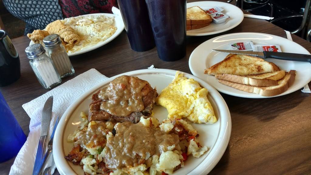 Chris Kitchen Soul Food | restaurant | 1260 Rumrill Blvd, San Pablo, CA 94806, USA | 5102359117 OR +1 510-235-9117