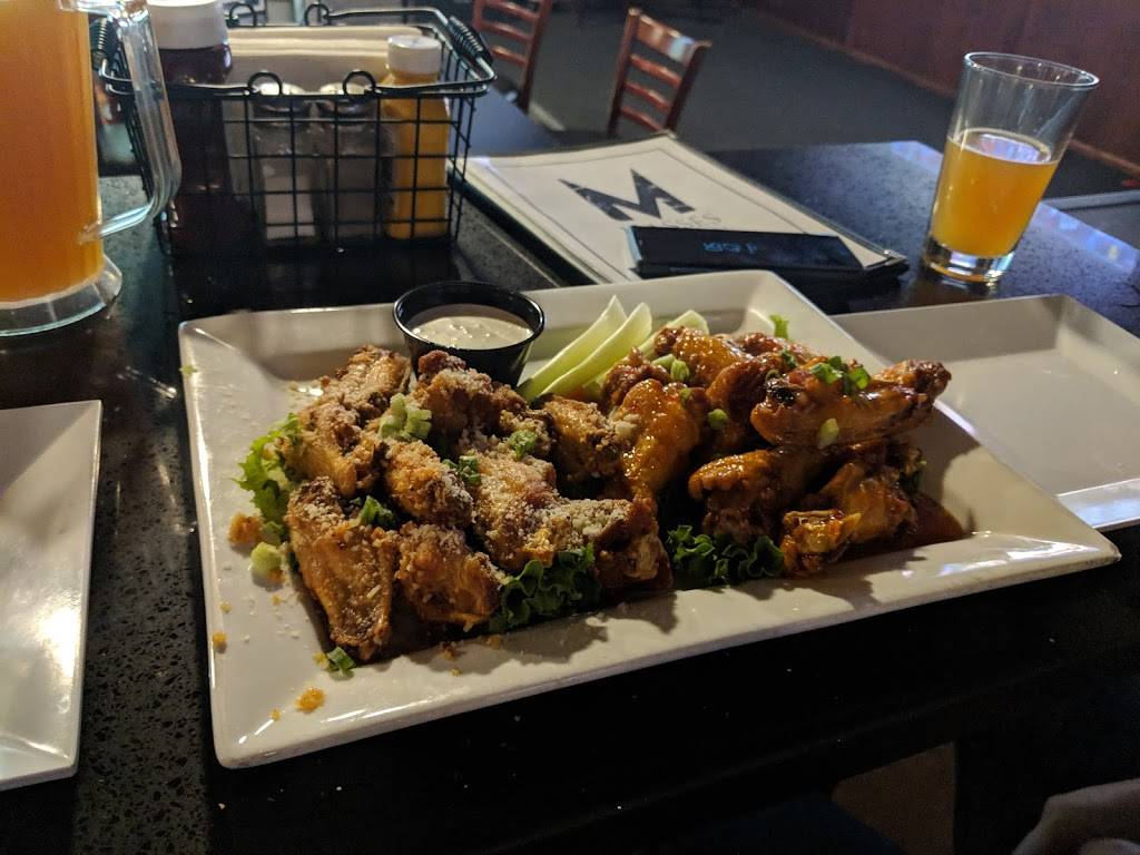 Masses Sports Bar & Grill | restaurant | 2721 N Main St, Walnut Creek, CA 94597, USA | 9252567665 OR +1 925-256-7665