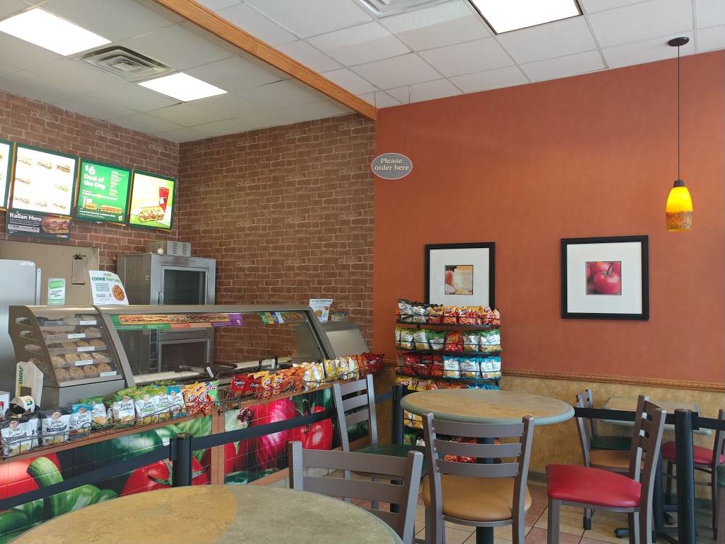 Subway Restaurants | restaurant | 3107 Greene Ave Ste 102, Fort Worth, TX 76109, USA | 8172079520 OR +1 817-207-9520