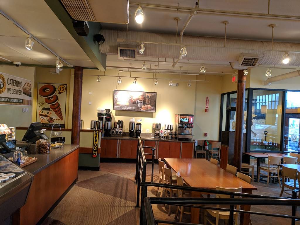Einstein Bros. Bagels | cafe | 728 N Western Ave, Lake Forest, IL 60045, USA | 8476159888 OR +1 847-615-9888