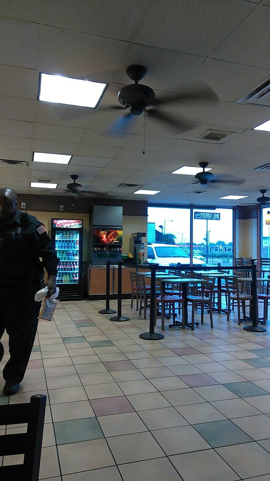 Subway | restaurant | 3647 S Mendenhall Rd, Memphis, TN 38115, USA | 9013654348 OR +1 901-365-4348