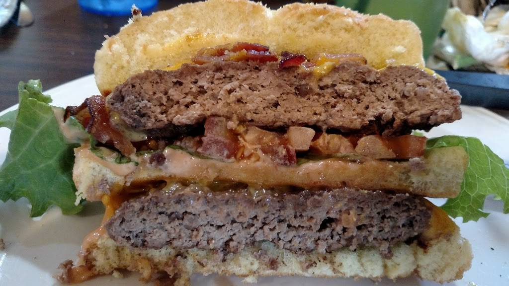 Little Dandy Bar & Grill | restaurant | 1070 E Derrynane St, Le Center, MN 56057, USA | 5073576062 OR +1 507-357-6062