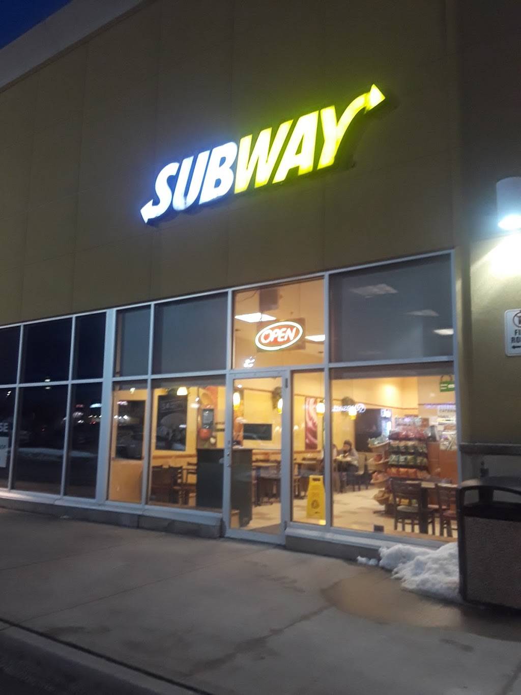 Subway | restaurant | 636 Yonge Street, Shopping Ctr, 3 Heritage Ct Unit D, Barrie, ON L4N 4E6, Canada | 7057396855 OR +1 705-739-6855