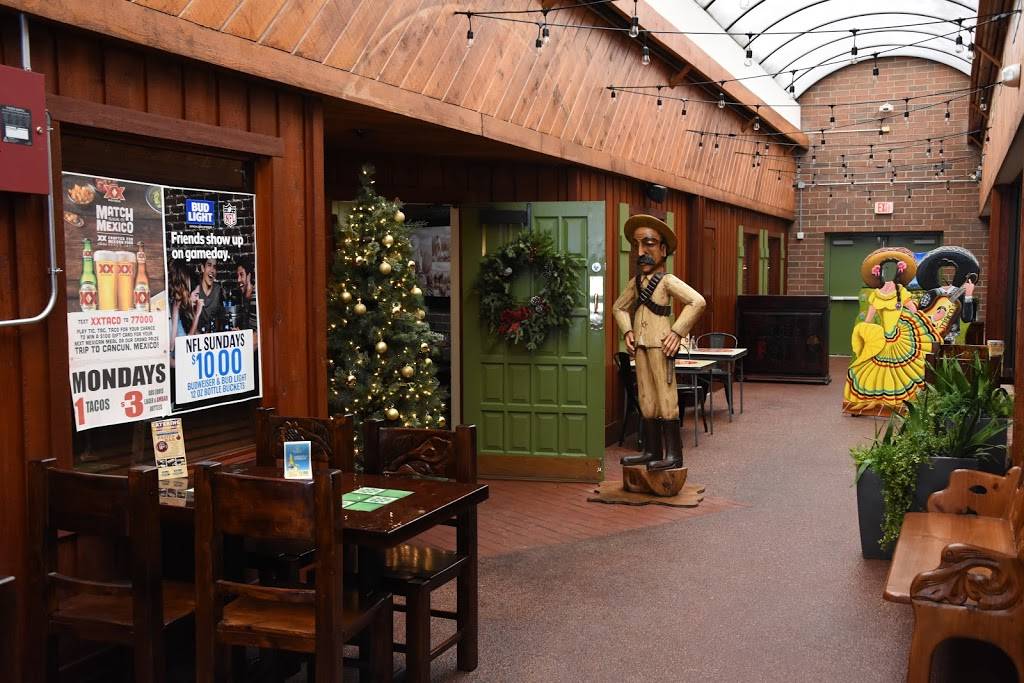 Friacos Mexican Restaurant & Cantina | restaurant | 6460 College Rd, Lisle, IL 60532, USA | 6304535336 OR +1 630-453-5336