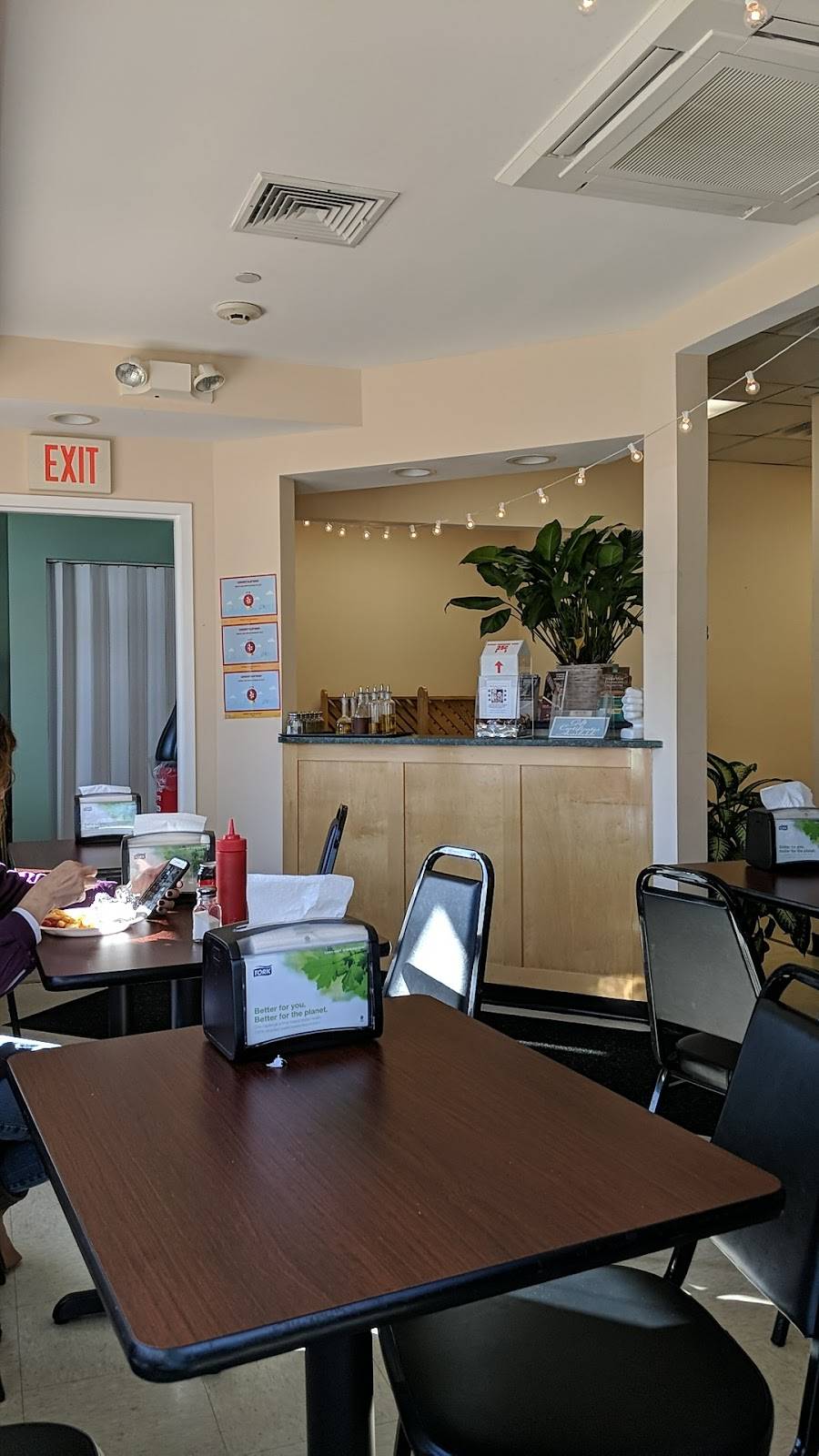 Noras Kitchen | restaurant | 1611, 166 Sutton St, North Andover, MA 01845, USA | 9786558567 OR +1 978-655-8567