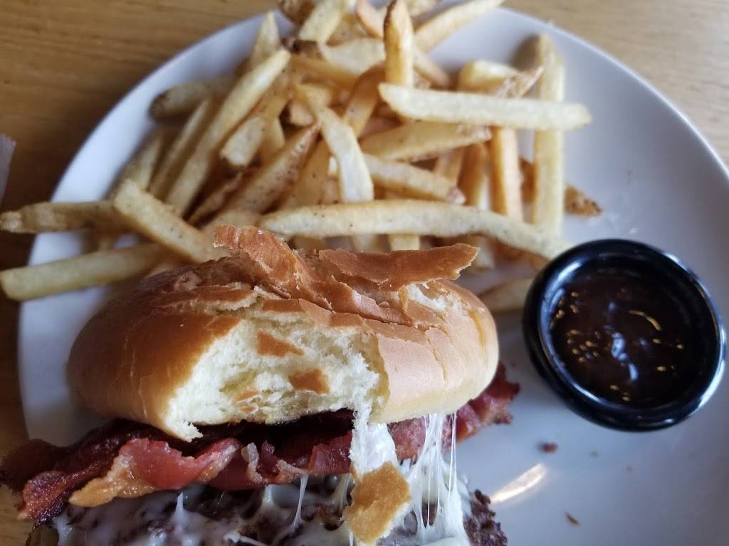 Applebees Grill + Bar | restaurant | 1721 Morris Ave, Union, NJ 07083, USA | 9089641070 OR +1 908-964-1070