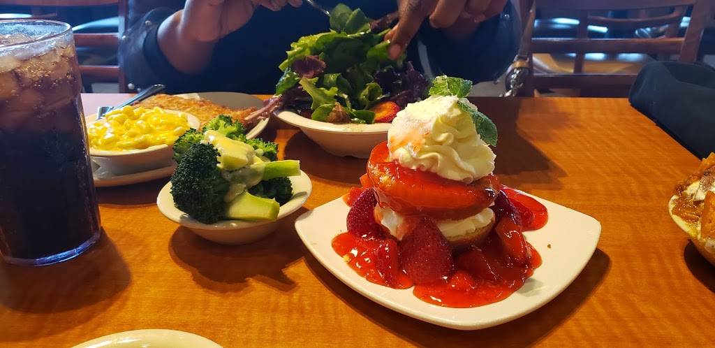 Lubys | restaurant | 20001 Gulf Fwy, Webster, TX 77598, USA | 2817242692 OR +1 281-724-2692