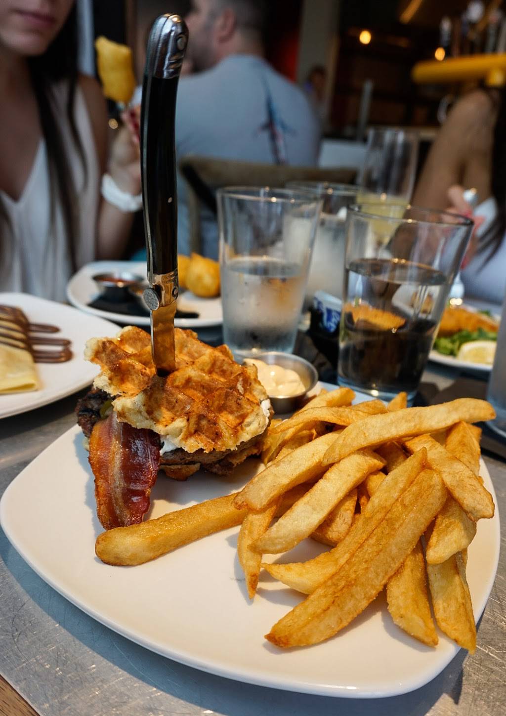 Taste of Belgium - Clifton | restaurant | 2845 Short Vine Street, Cincinnati, OH 45219, USA | 5133965800 OR +1 513-396-5800