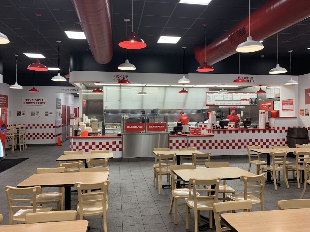 Five Guys | meal takeaway | 1690 Airport Blvd Unit 800, Pensacola, FL 32504, USA | 8504845388 OR +1 850-484-5388