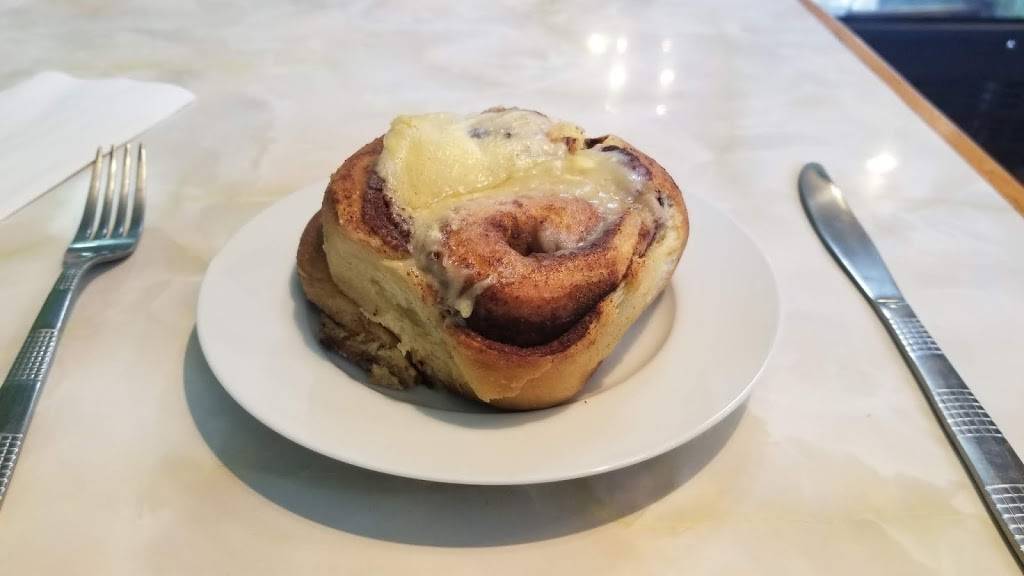 Fancy Plants Cafe | cafe | 613 W Briar Pl, Chicago, IL 60657, USA | 7738571588 OR +1 773-857-1588