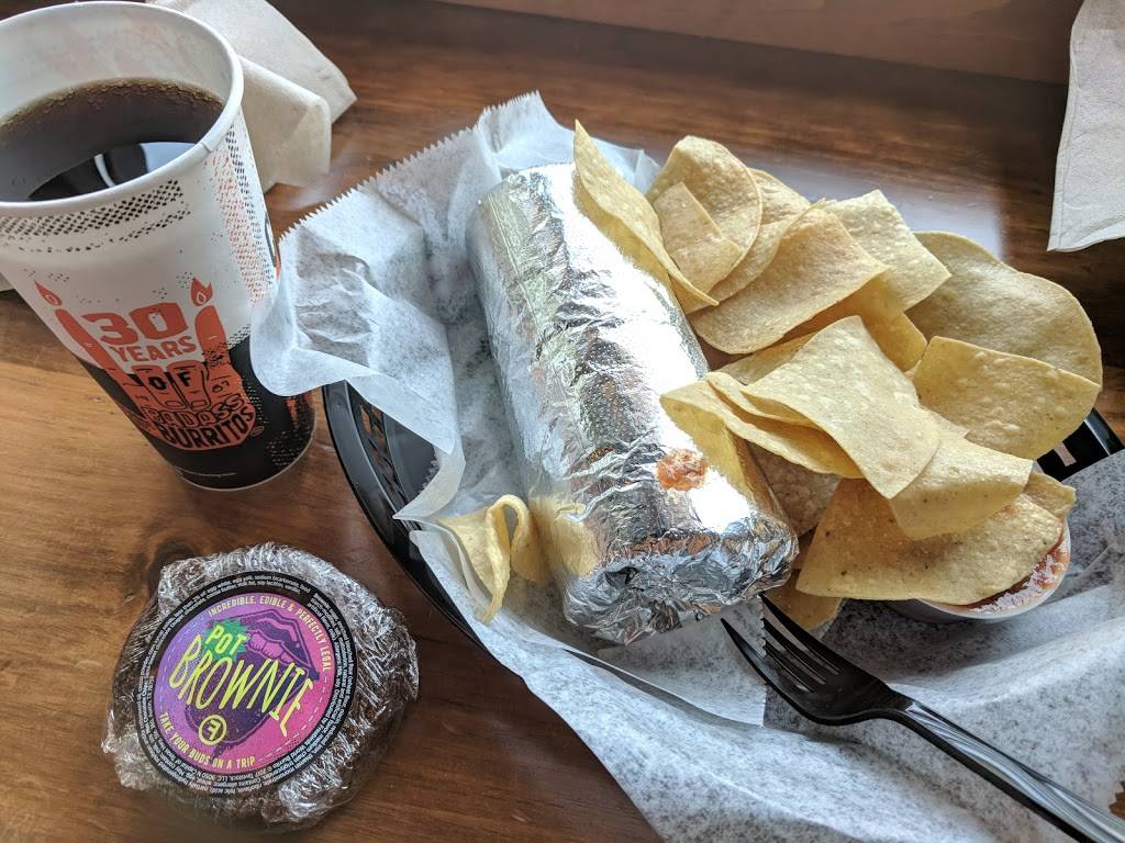 Freebirds World Burrito | restaurant | 8300 N FM 620 #100, Austin, TX 78726, USA | 5129969734 OR +1 512-996-9734