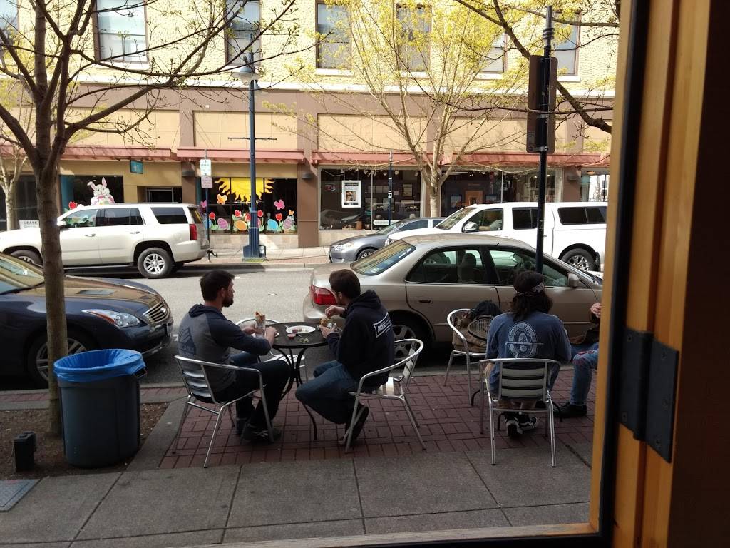 El Balcon | restaurant | 326 Pacific Ave, Bremerton, WA 98337, USA | 3608131617 OR +1 360-813-1617