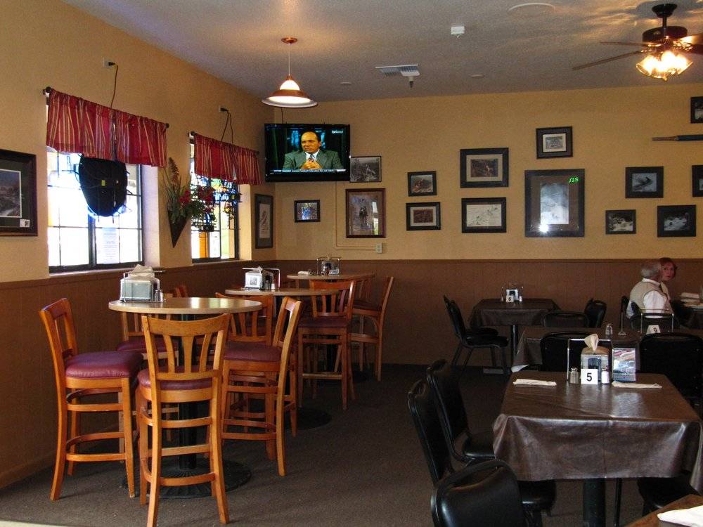 American River Pizza & Grill | restaurant | 2966 CA-49, Cool, CA 95614, USA | 5308871969 OR +1 530-887-1969