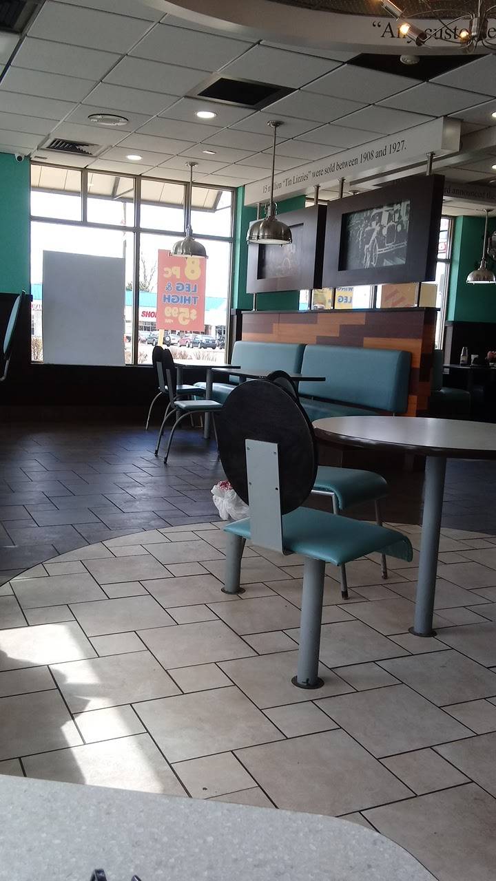 Captain Jays Fish & Chicken | restaurant | 14124 Woodward Ave, Highland Park, MI 48185, USA | 3138673474 OR +1 313-867-3474