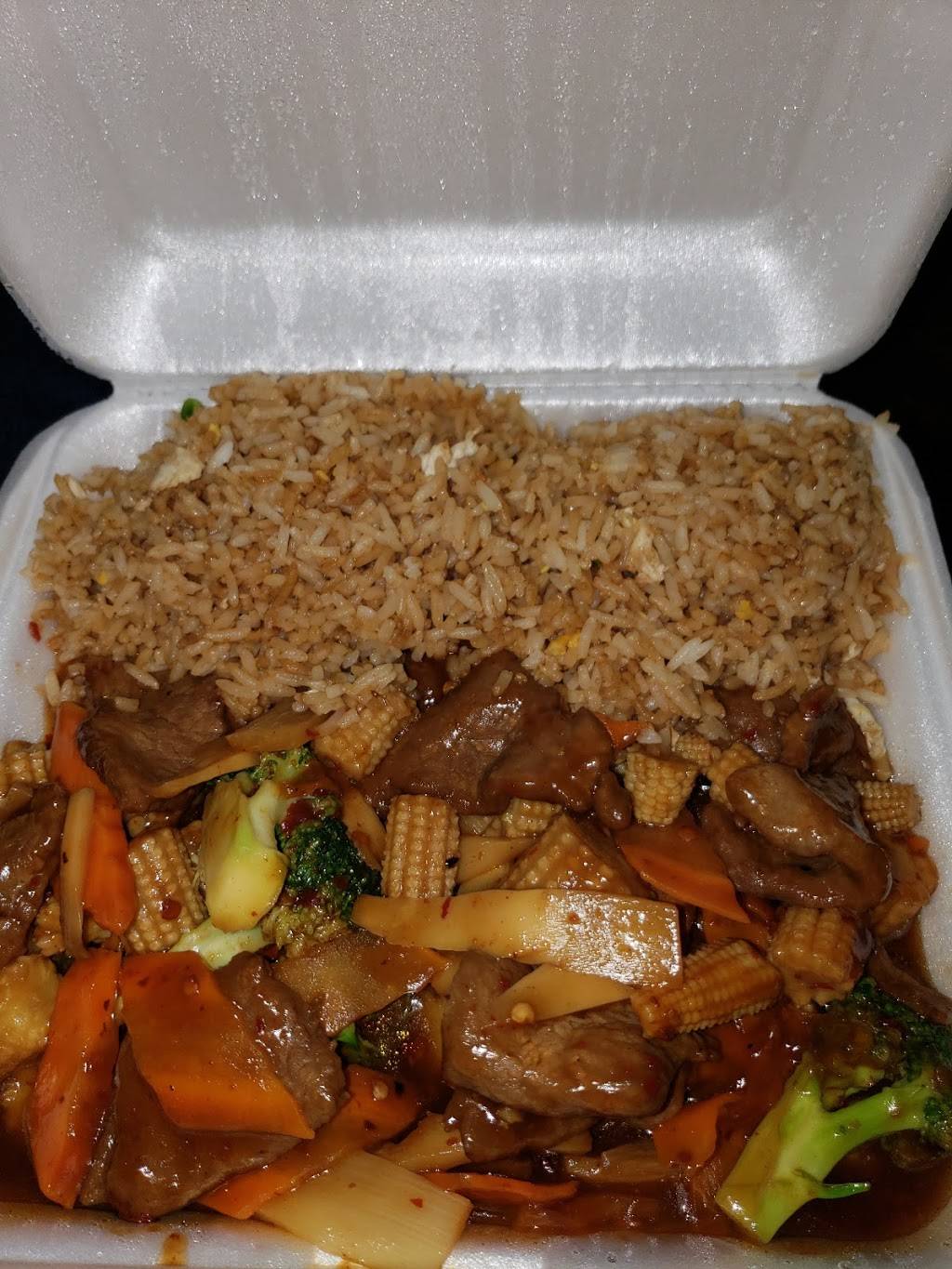 Lees Kitchen | restaurant | 11705 Perrin Beitel Rd, San Antonio, TX 78217, USA | 2105992200 OR +1 210-599-2200